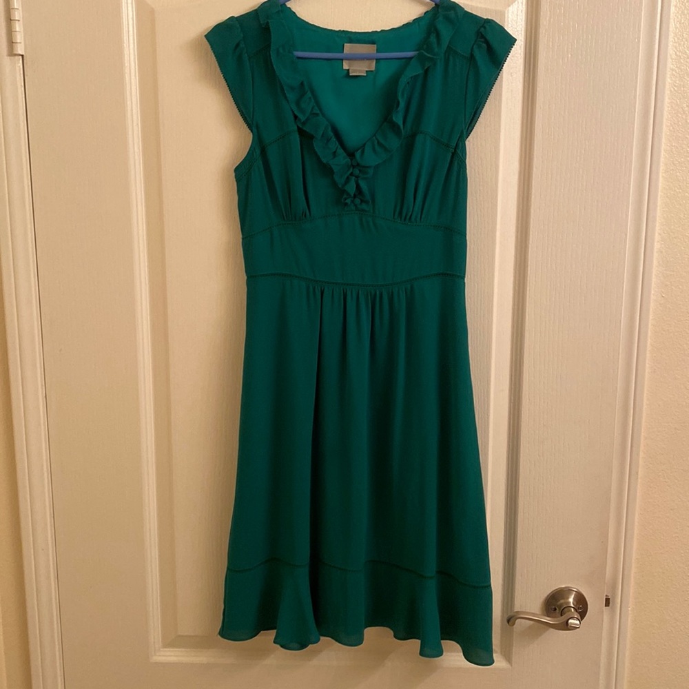 Anthropology Maeve pindot Green ruffle dress solid green